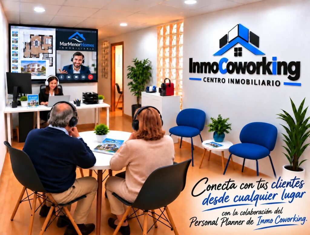 Sala de InmoCoworking atendiendo a clientes con el agente de MarMenorHomes conectado por videoconferencia